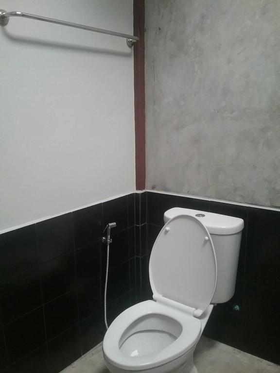 Ban Sawang Yai 萨旺宾馆酒店 外观 照片